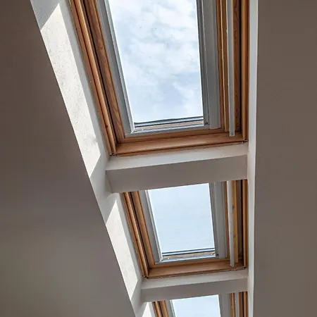 Deluxe Attic, Il Miglior Comfort A * ויצ'נצה