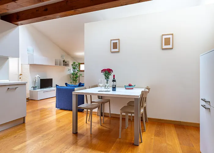 Apartment Deluxe Attic, Il Miglior Comfort A